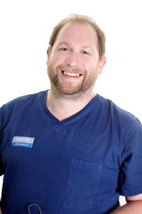 Vet Dentist Andrew Perry